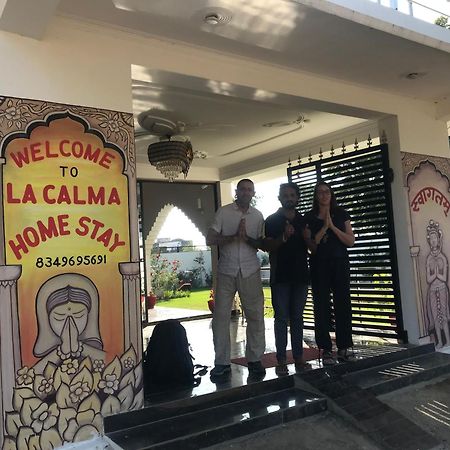 La Calma Homestay Khajurāho Exteriör bild